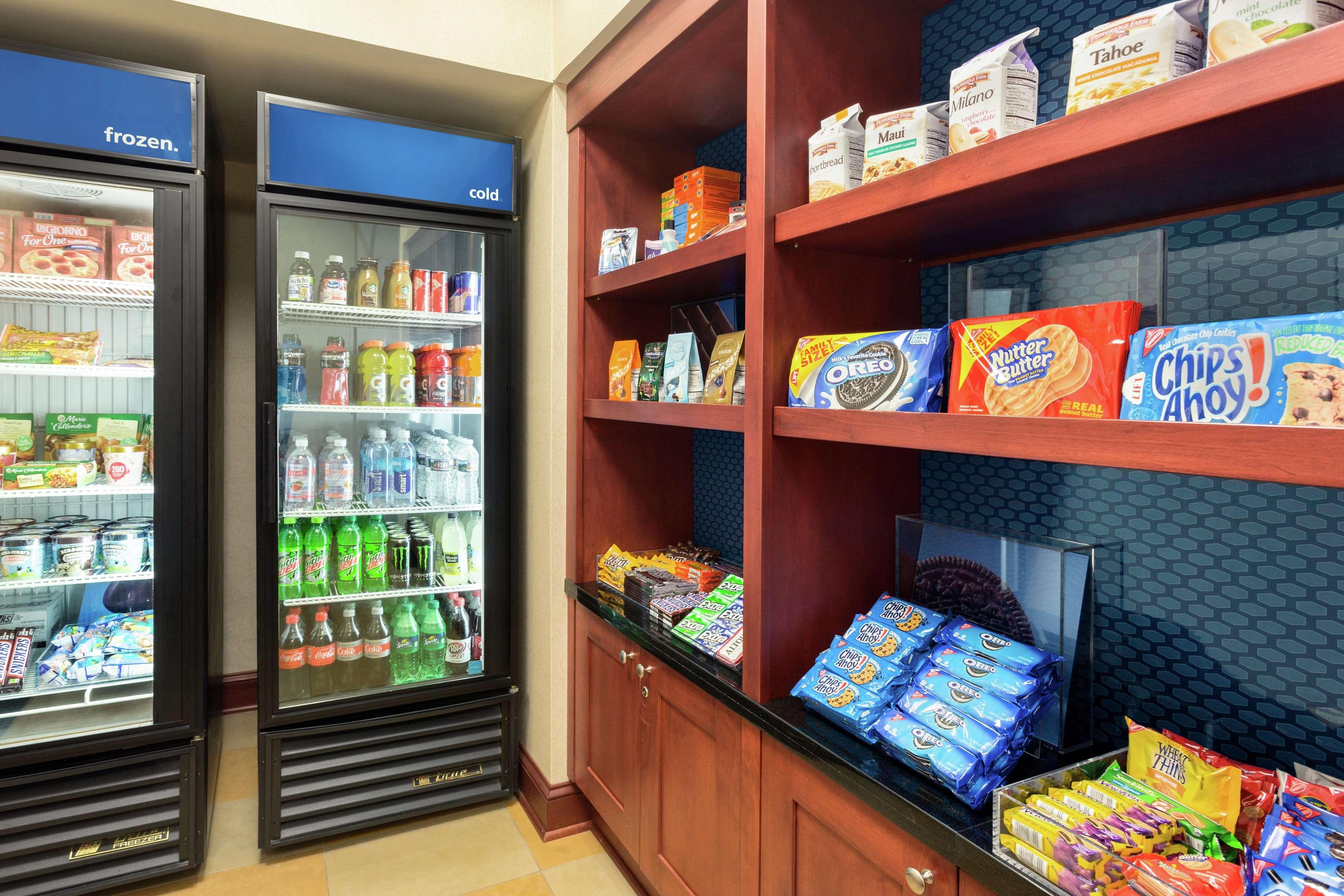 Hampton Inn & Suites Prattville Bagian luar foto