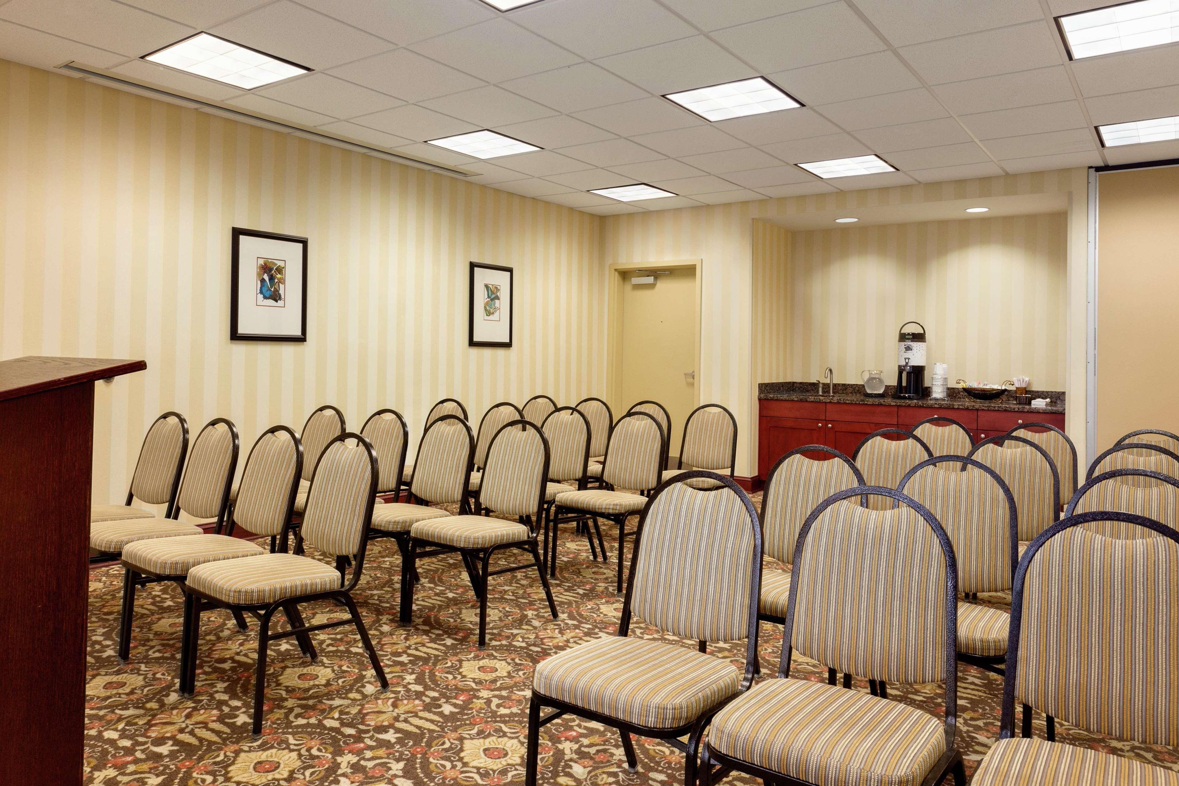 Hampton Inn & Suites Prattville Bagian luar foto